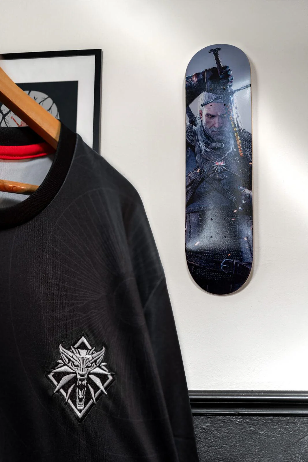 The Witcher Geralt Icon Skateboard Deck - Image 6